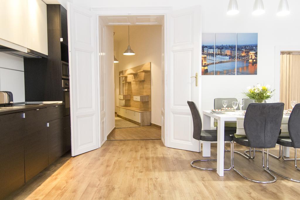 Luxury 2Br Apt By The Synagogue บูดาเปสต์ ภายนอก รูปภาพ
